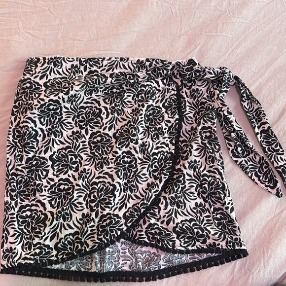 Zara mini wrap skirt - Picture 2 of 6